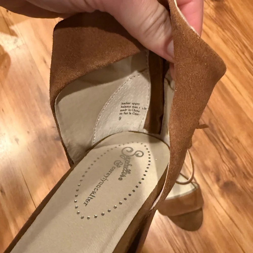 Seychelles Brown Heeled Shoes with Classic Design